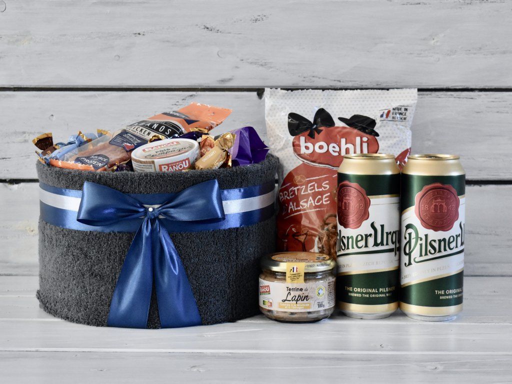 Jednopatrový ručníkový dort s pivem